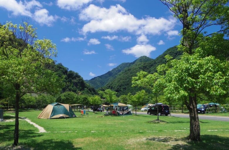 青川峡キャンピングパーク